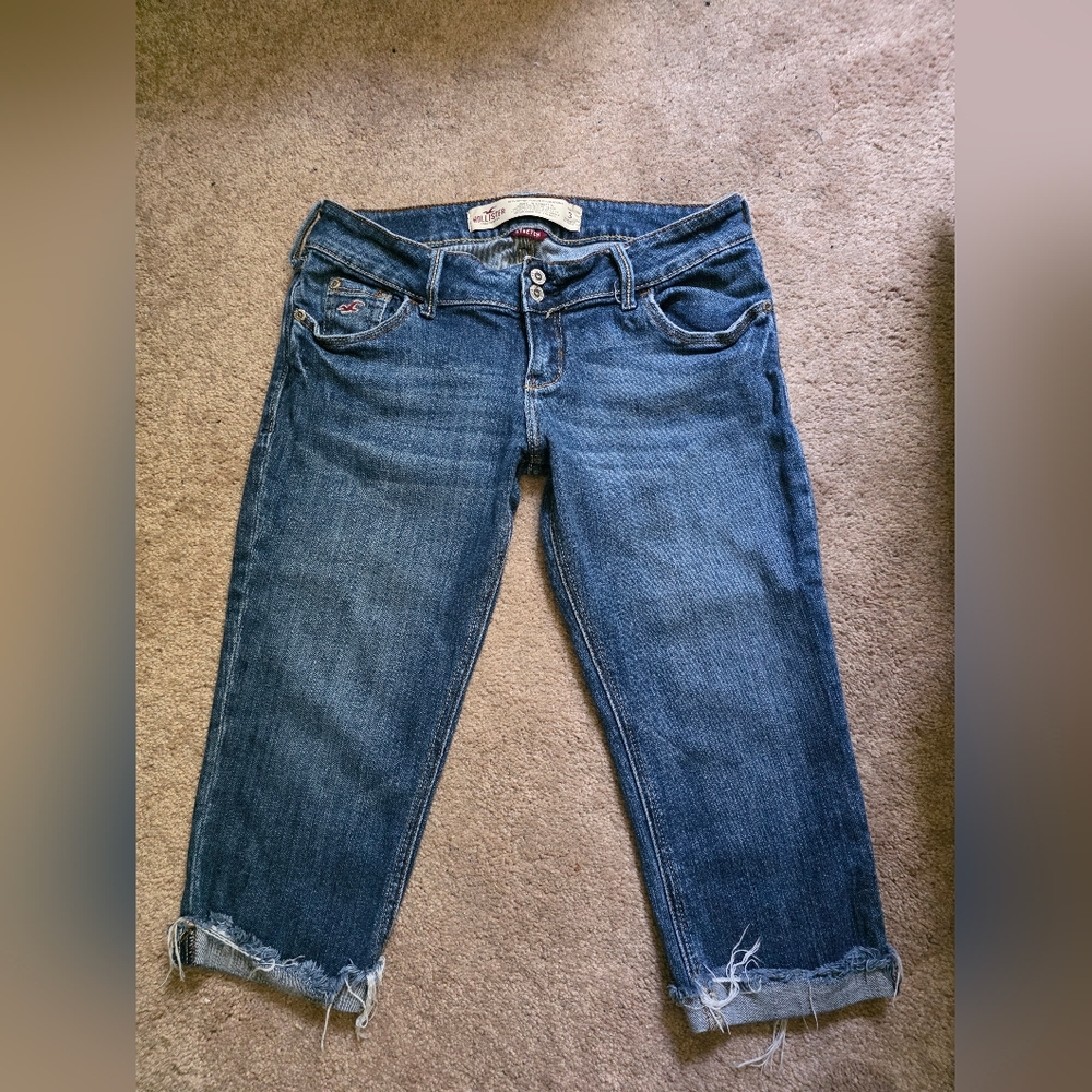 Hollister Women's Cropped Blue Jeans